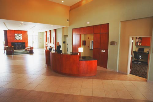 The front desk and lobby area in the Holiday Inn, Winchester, VA.